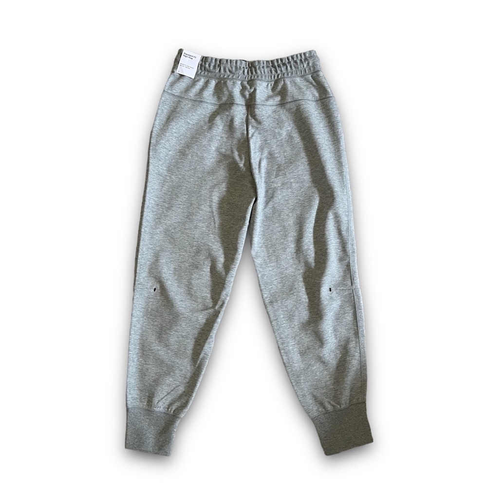 ✔️NWT✔️ NIKE Sportswear Tech Fleece Joggers - Picture 3 of 12